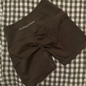 Alphalete amplify mocha shorts